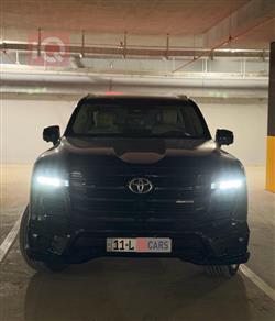 تۆیۆتا لاند کروزەر